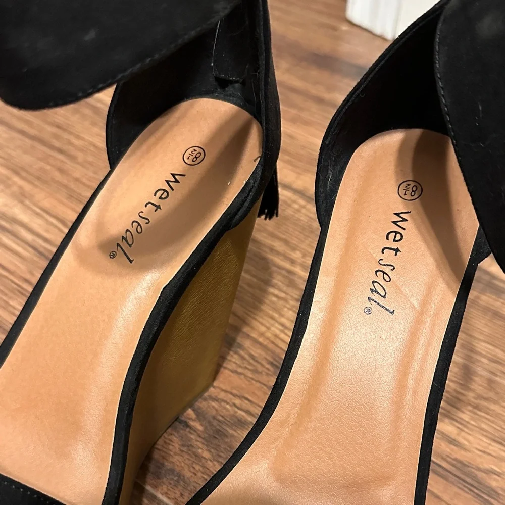 Wet Seal 8.5 Black Suede Women's Wedge Sandals - Picture 2 of 7